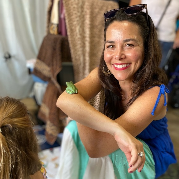 Meet the Posher - Picture 1 of 1